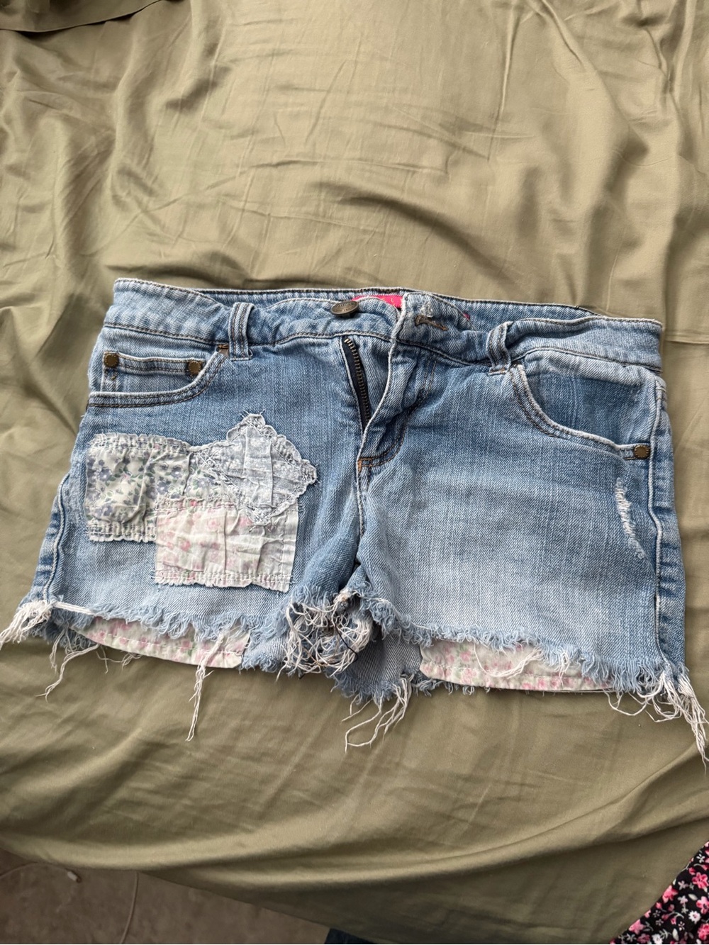 Y2K Denim Patchwork Frayed Women’s Shorts - Light Blue